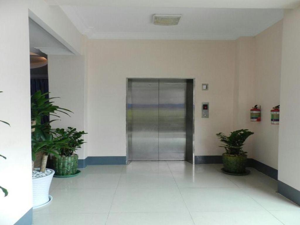 יאנגון Real Link Hotel מראה חיצוני תמונה
